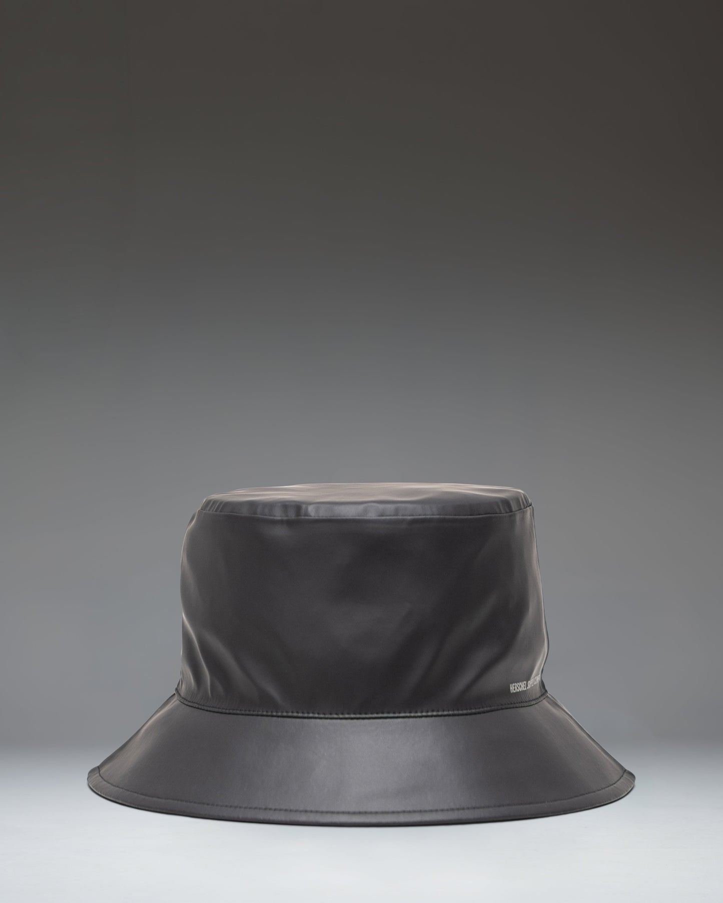 Norman Rain Bucket Hat