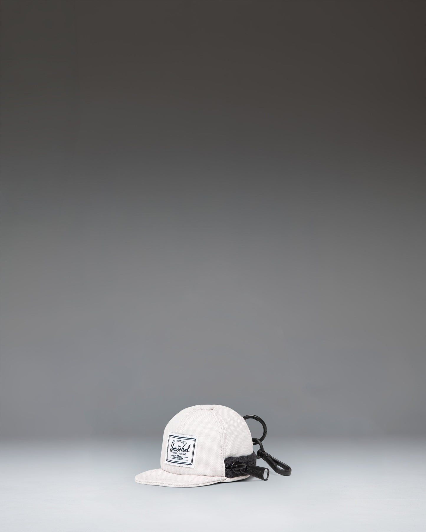 Sylas Classic Cap Bag Charm